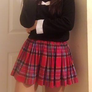 Wintery-inspired plaid Hollister skirt!!